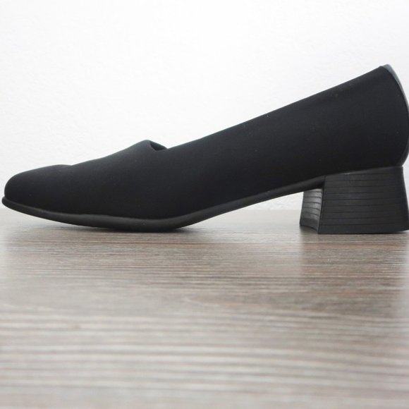 Munro Jet Black Traveler Shoes 1.5" Low Heel Square Closed Toe Slip On Sz 7 - Picture 6 of 15